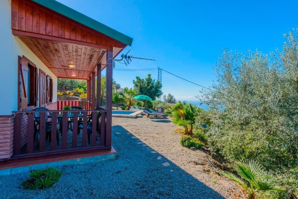Вилла House With Private Pool Аренас Экстерьер фото